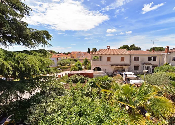 Ivanka 378 Apartamento