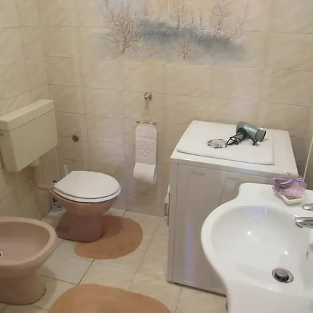 Ivanka 378 Apartment *