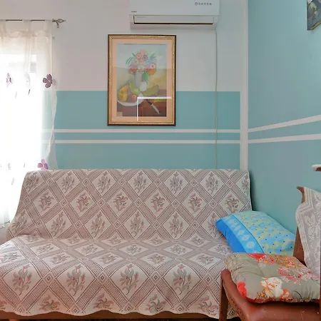 Ivanka 378 Apartment