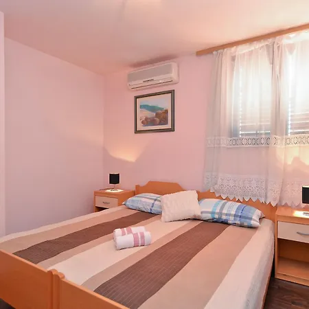 Ivanka 378 Rovinj