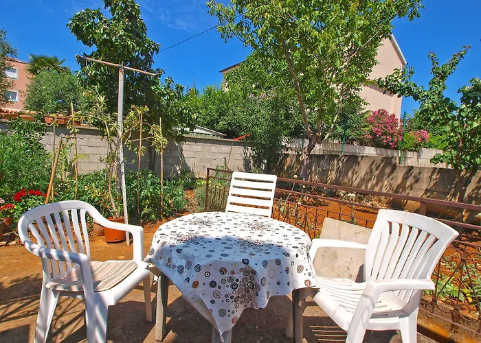 아파트 Ivanka 378