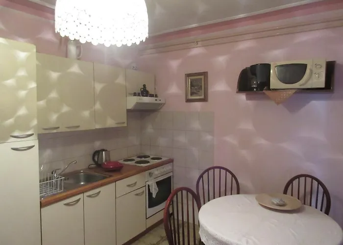 Ivanka 378 아파트